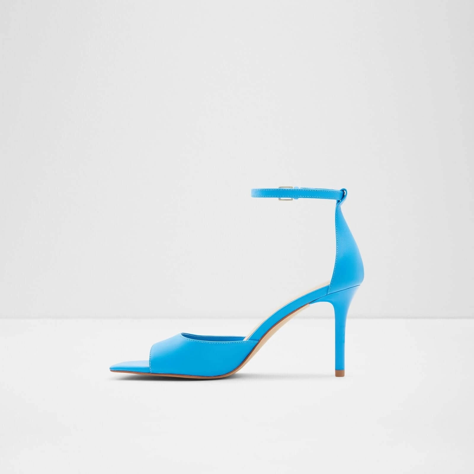 Aldo Asteama 4 Aldo Asteama - Image 4