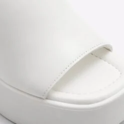 Aldo Betta -ALDO Sales Store betta white 100 001 043 detail sq nt 2018x2018 a5983f40 37e3 4d23 b02f bbe730333333