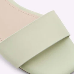 Aldo Doredda -ALDO Sales Store doredda green 320 001 043 detail sq nt 2018x2018 d81e403a 0081 4144 bc8e bedbde8fd5ee sw