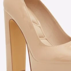 Aldo Fonda -ALDO Sales Store fonda beige 270 002 033 detail sq nt 2018x2018 3c6cce6e 2455 44b6 88aa 5167892ec71e