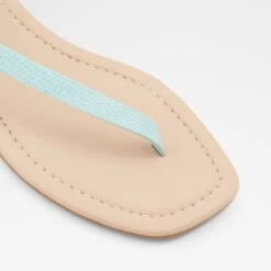 Aldo Holthuis -ALDO Sales Store holthuis green 330 002 022 alt4 sq nt 1600x1600 d82ebb06 1174 45f7 ae29 25ff3079121c