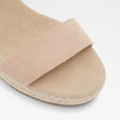 Aldo Laretta -ALDO Sales Store laretta beige 270 001 046 alt4 sq nt 1600x1600 c9fd84dc 507a 44da a6eb d7b5828aab64