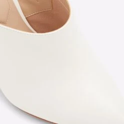 Aldo Nichy -ALDO Sales Store nichy white 100 001 043 detail sq nt 2018x2018 e2e6e218 0664 4a5a beff eeb0f875b55c