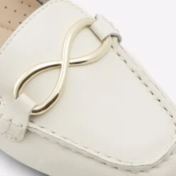 Aldo Promatram -ALDO Sales Store promatram white 115 001 043 detail sq nt 2018x2018 759c2e7b 8abe 4c9d 990a 3523c92cfa76