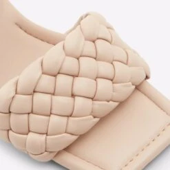 Aldo Tresso -ALDO Sales Store tresso beige 270 002 050 detail sq nt 2018x2018 01e9163e 62c1 4370 a107 fa2f79d143a8